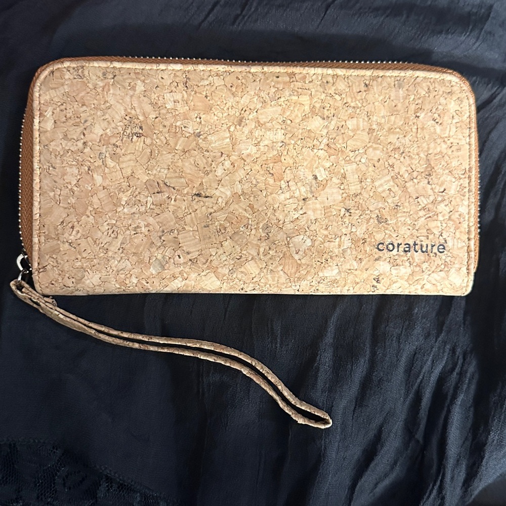 Natural Cork Wristlet.  BL/RD14.